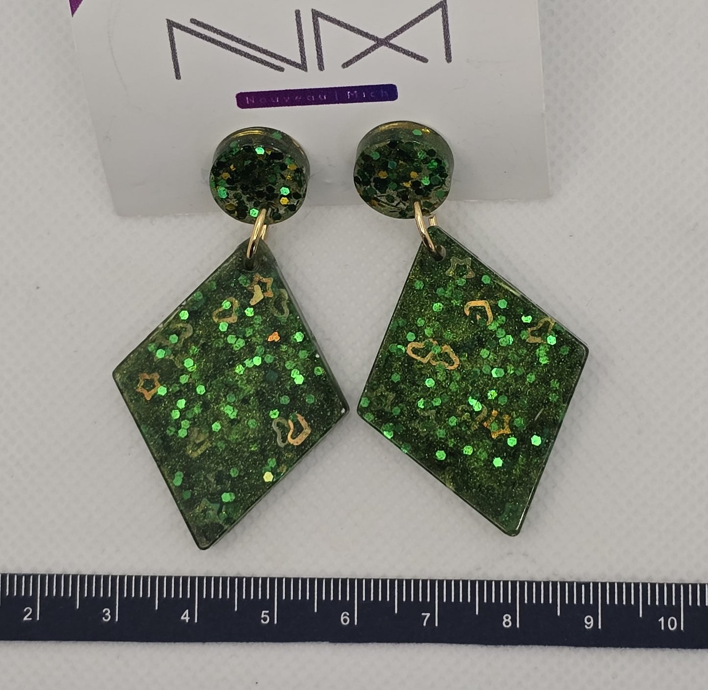 Earrings, resin - glitter green diamond-shape