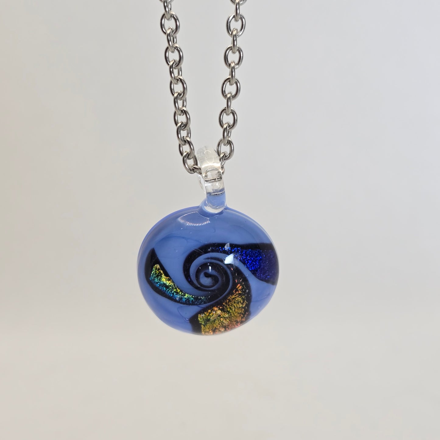 Dichroic glass pendant - round