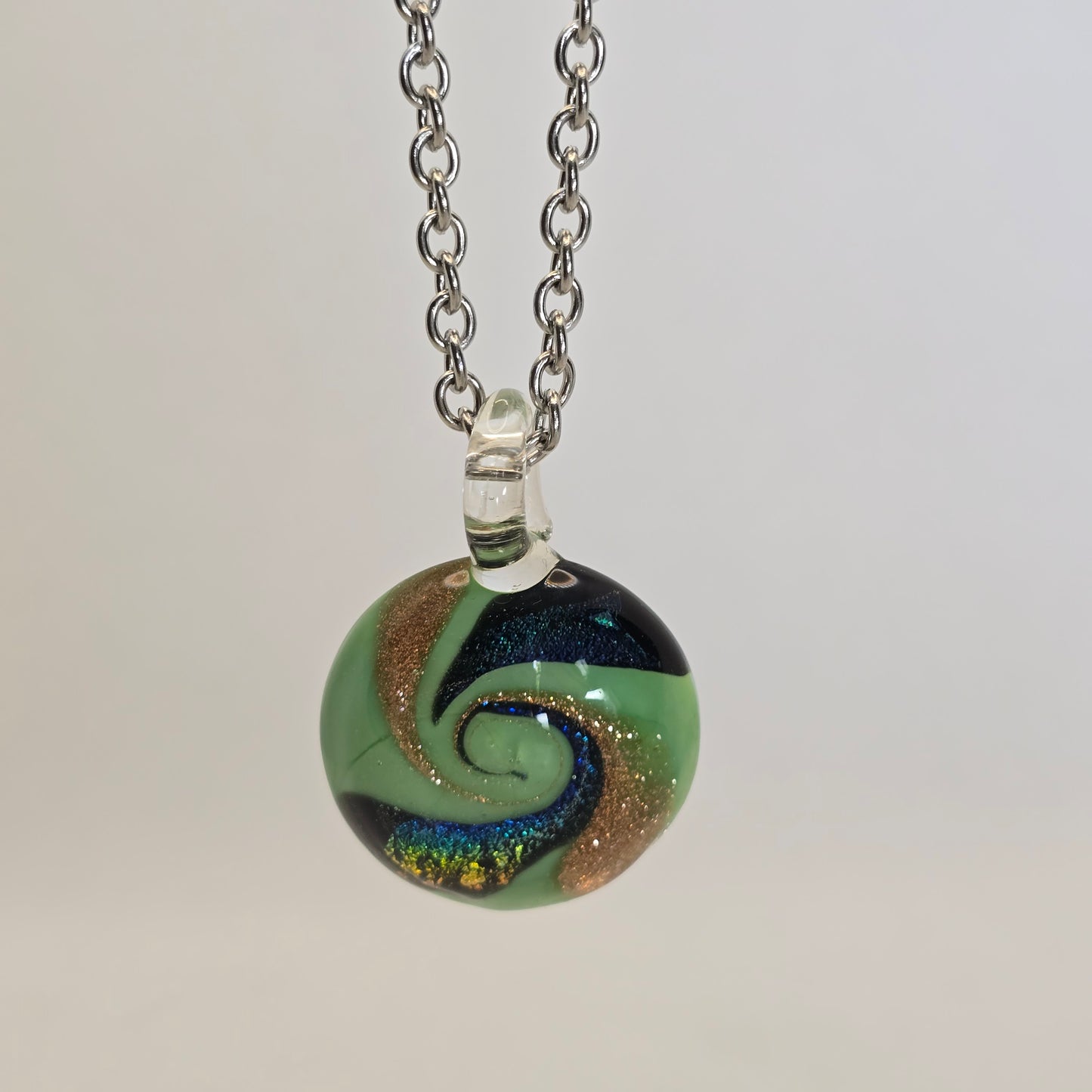 Dichroic glass pendant- round
