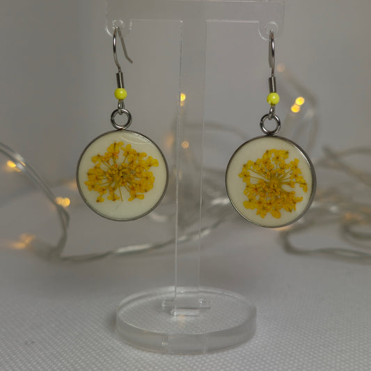 Earrings, resin - floral yellow and white