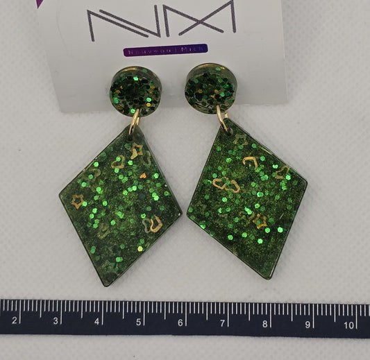 Earrings, resin - glitter green diamond-shape
