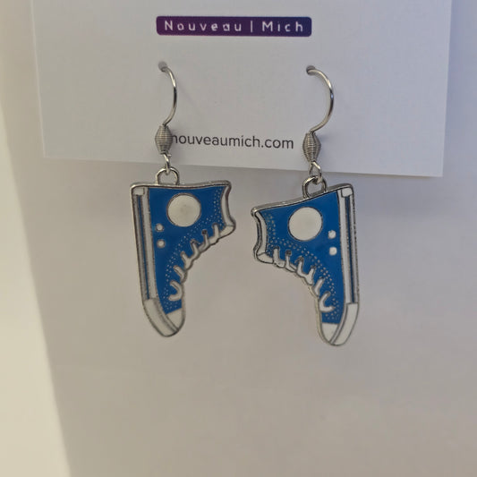 Earrings: high-top sneakers - various colours